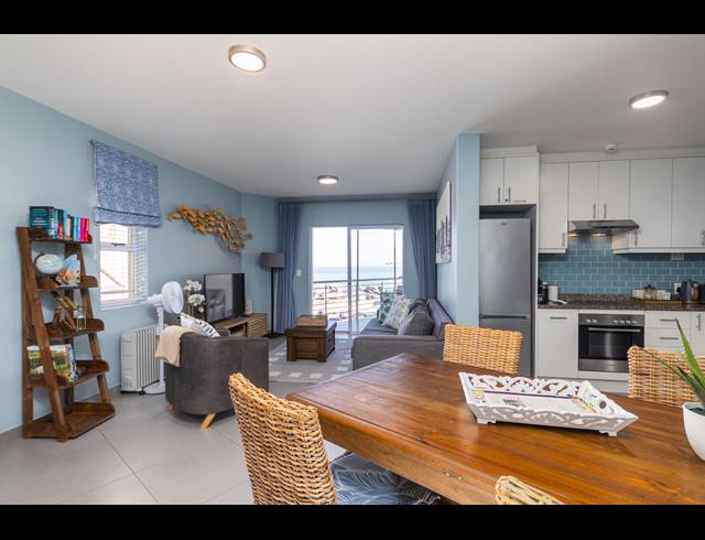 2 BEDROOM APARTMENT FOR SALE IN BEACHFRONT